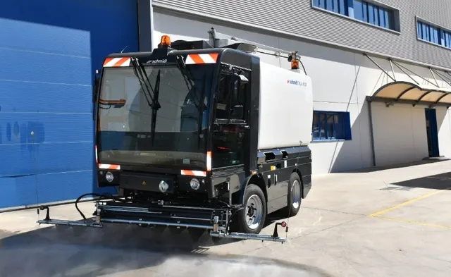 Lavastrade Schmidt Cleango in operazione